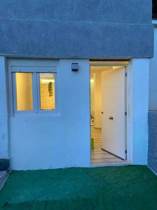 Loft, Muy Cerca De Playa Y Castillo Tamarit 塔拉戈纳 外观 照片